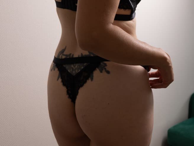 ellaluvx - Live Model