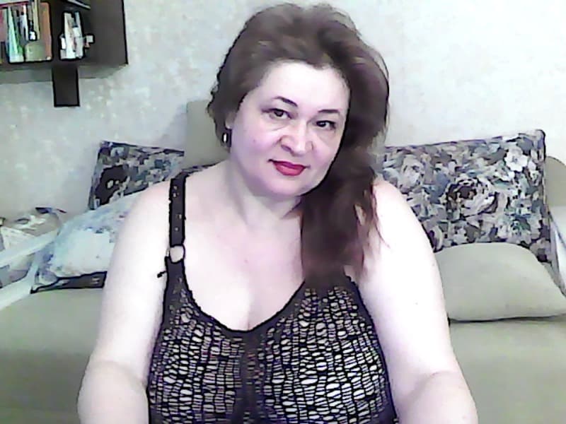 bustycutie - Live Model