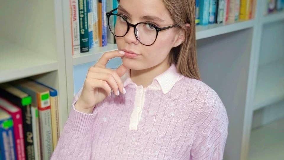 AnnaSweetX - Live Model