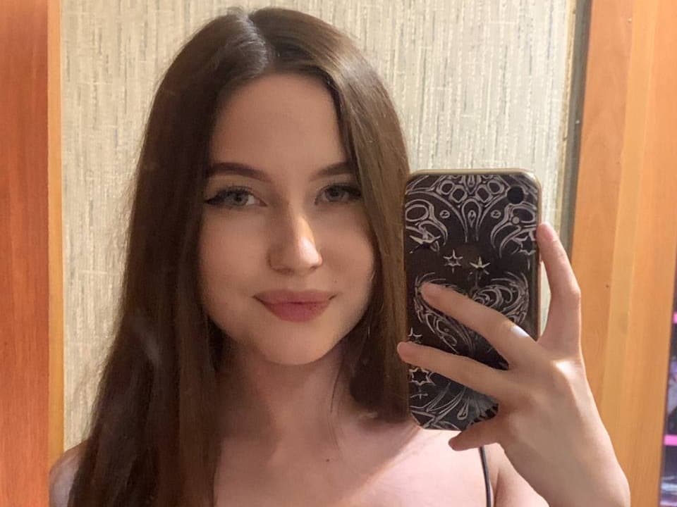 BriannaHeaven - Live Model